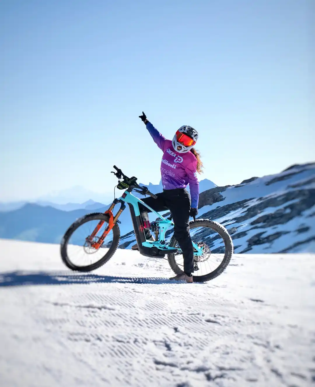 Καμπάνια Όλοι Πέφτουν